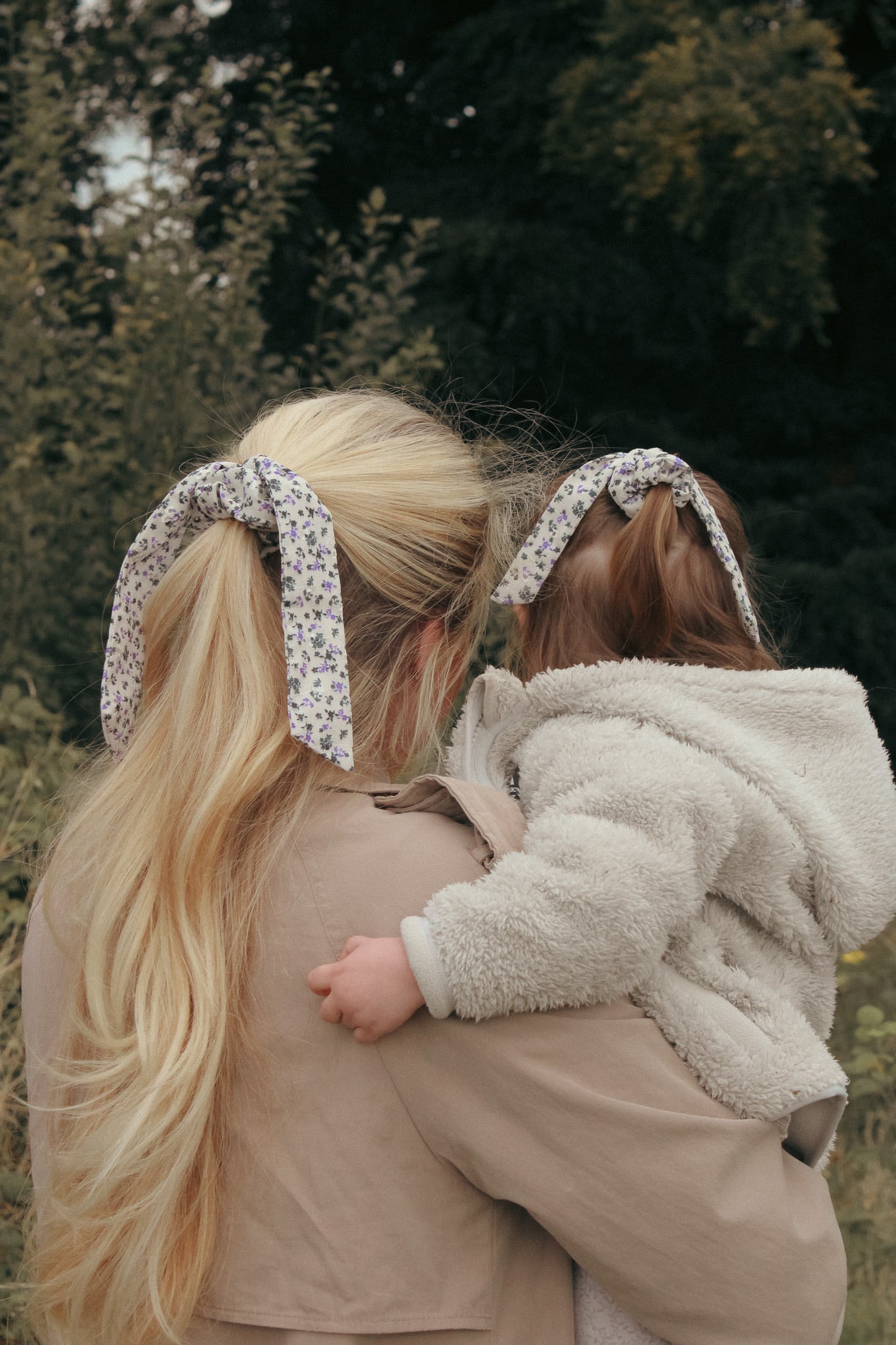 Sydney Ribbon Scrunchie(Two Sizes)
